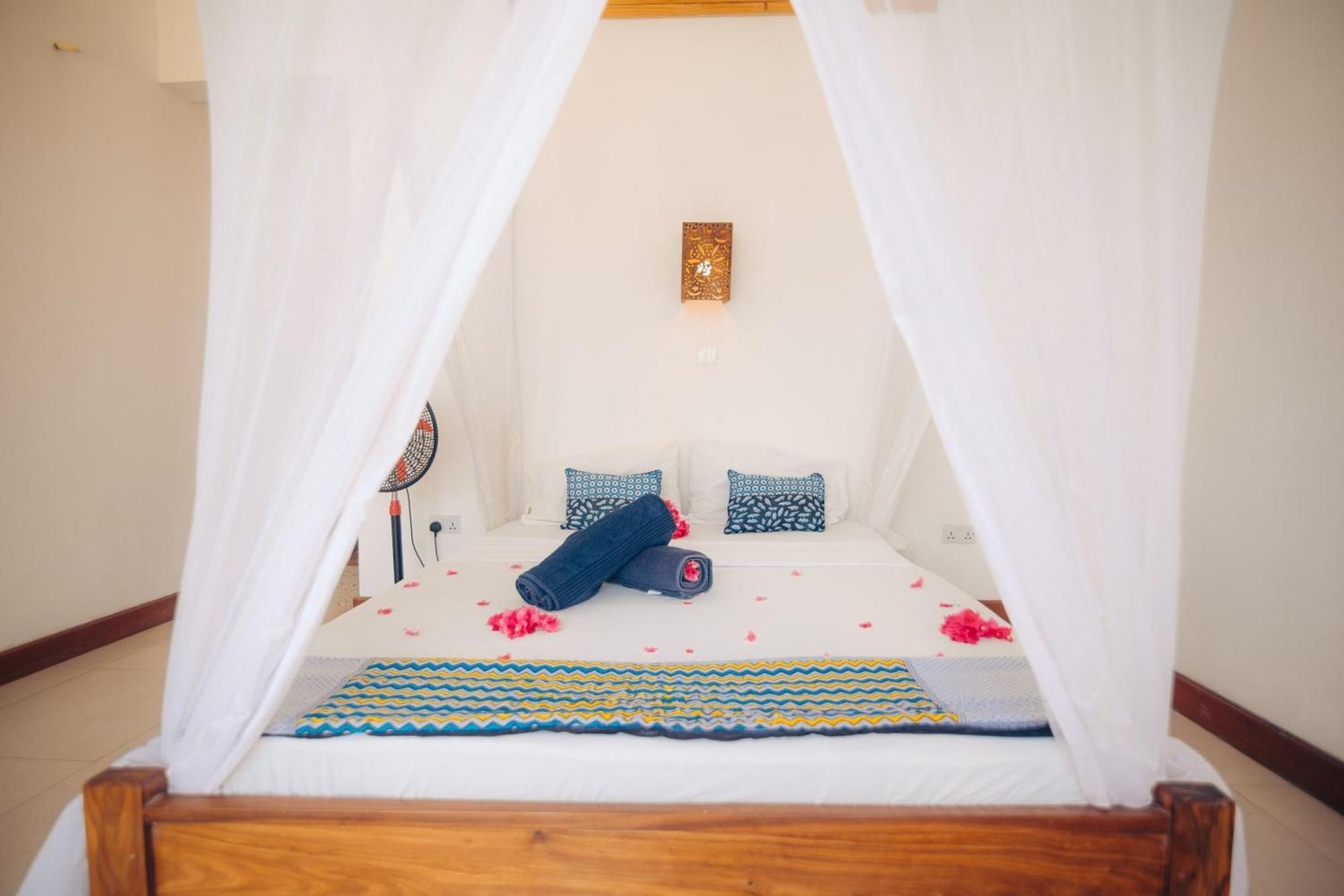 Bukoba - Iris - Private Pool, Ac & Wi-fi